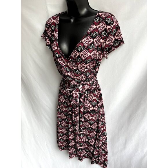 Axcess Faux Wrap Dress Pink Multi Mosaic Burgundy sz M Feminine Romantic Belted - Picture 3 of 10